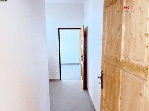 Pronájem restaurace, Mirošovice, Hlavní, 187 m2