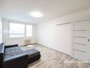 Pronájem bytu 2+kk, Praha - Hloubětín, Kardašovská, 42 m2