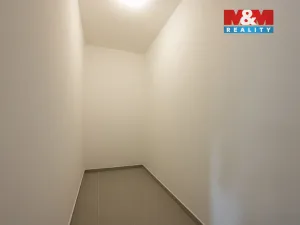 Prodej bytu 3+kk, Benešov, Dukelská, 77 m2