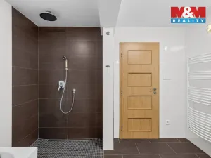 Pronájem bytu 2+kk, Praha - Bohnice, Bohnická, 84 m2