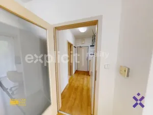 Pronájem bytu 2+kk, Zlín, Pod Křiby, 40 m2