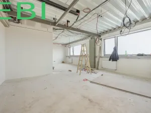 Pronájem skladu, Libiš, 2218 m2