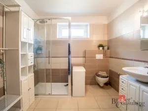 Prodej rodinného domu, Jablonec nad Nisou - Mšeno nad Nisou, U Zahrádek, 260 m2