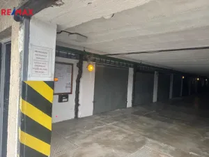 Prodej garáže, Zlín - Malenovice, 18 m2