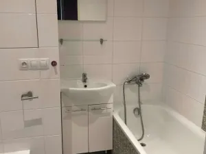 Pronájem bytu 1+kk, Praha - Stodůlky, Nušlova, 35 m2