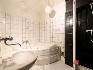 Prodej bytu 3+kk, Praha - Staré Město, U milosrdných, 73 m2