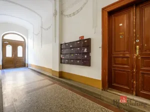 Prodej bytu 3+kk, Praha - Staré Město, U milosrdných, 73 m2