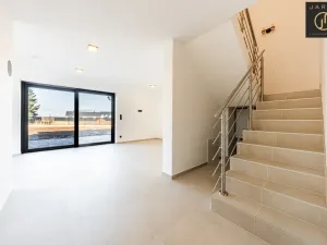 Prodej rodinného domu, Kamenné Žehrovice, K Rokli, 136 m2