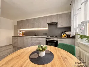 Prodej rodinného domu, Rousínov, 198 m2