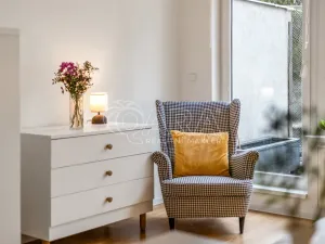 Prodej bytu 1+kk, Praha - Hlubočepy, Geologická, 48 m2