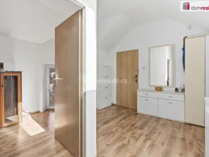 Prodej bytu 4+kk, Břeclav - Poštorná, Na Valtické, 140 m2