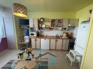 Pronájem bytu 2+kk, Hradec Králové, Brožíkova, 46 m2