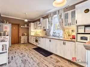 Prodej rodinného domu, Kolová, 180 m2