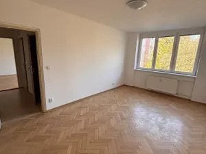 Pronájem bytu 2+1, Liberec, Školní, 48 m2