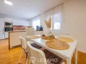 Prodej rodinného domu, Znojmo, Krapkova, 222 m2