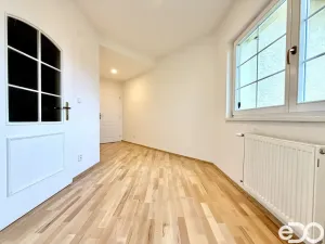 Pronájem bytu 3+kk, Praha, Granátová, 73 m2