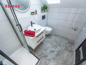 Pronájem bytu 2+kk, Dobříč, 80 m2