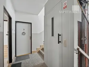 Prodej bytu 2+1, Praha - Libeň, náměstí Na Balabence, 53 m2