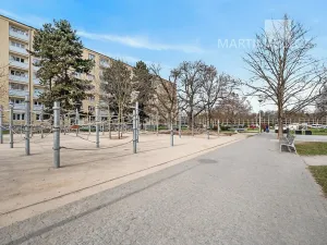 Prodej bytu 2+1, Praha - Libeň, náměstí Na Balabence, 53 m2