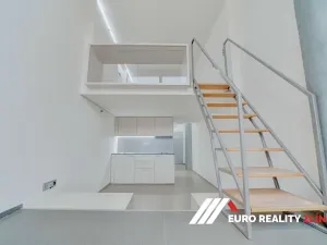 Prodej bytu 1+kk, Zlín, J. A. Bati, 28 m2