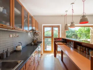 Prodej rodinného domu, Statenice, Ke Kulnám, 191 m2