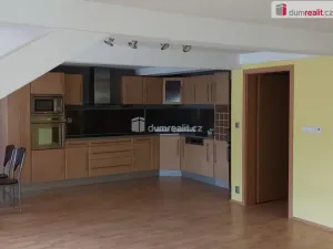 Prodej bytu 4+kk, Cheb, Růžový kopeček, 158 m2