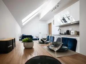 Pronájem bytu 3+kk, Praha - Nové Město, Biskupská, 50 m2