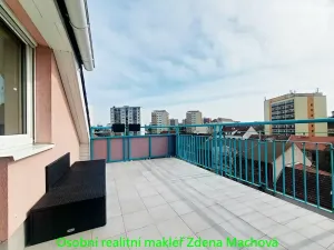 Pronájem bytu 3+kk, Praha - Strašnice, Gutova, 87 m2