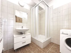 Pronájem bytu 2+kk, Praha - Nusle, Mojmírova, 59 m2