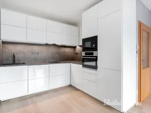 Pronájem bytu 2+kk, Chýně, Bolzanova, 52 m2