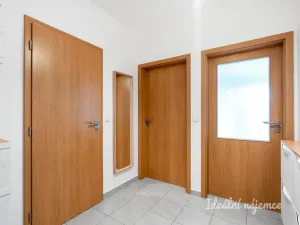 Pronájem bytu 2+kk, Chýně, Bolzanova, 52 m2