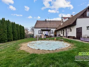 Prodej rodinného domu, Zlechov, 195 m2