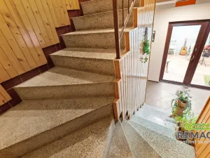 Prodej rodinného domu, Zlechov, 195 m2