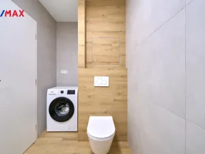 Pronájem bytu 1+kk, Hradec Králové - Pražské Předměstí, Blažíčkovo náměstí, 19 m2