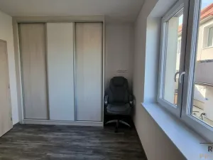 Pronájem rodinného domu, Znojmo, 82 m2