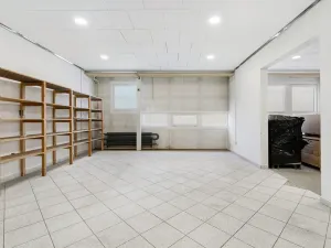 Prodej obchodního prostoru, Brno - Slatina, Hviezdoslavova, 1514 m2