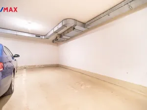 Pronájem bytu 1+1, Praha - Radlice, Pechlátova, 43 m2