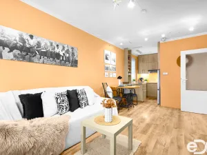 Prodej bytu 2+kk, Praha, Bazovského, 44 m2