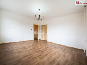 Prodej bytu 3+1, Lhenice, Sídliště SNP, 72 m2