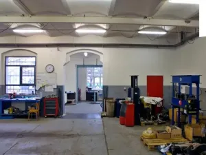 Prodej kanceláře, Králův Dvůr, Tovární, 1029 m2