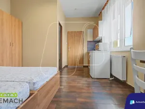 Pronájem bytu 1+kk, Staré Město, Velehradská, 25 m2