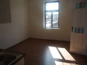 Pronájem bytu 2+kk, Kladno, Jeronýmova, 42 m2