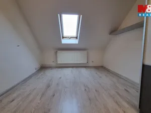 Pronájem bytu 3+1, Český Těšín, Komenského, 65 m2