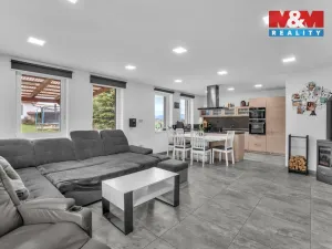 Prodej rodinného domu, Podhradí - Čejkovice, 225 m2