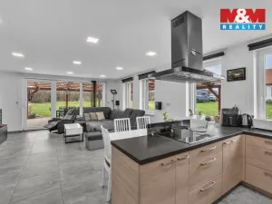 Prodej rodinného domu, Podhradí - Čejkovice, 225 m2