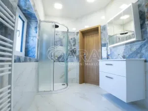 Pronájem bytu 4+kk, Praha - Bohnice, V Nových Bohnicích, 94 m2