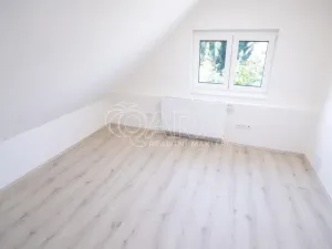 Pronájem bytu 4+kk, Praha - Bohnice, V Nových Bohnicích, 94 m2