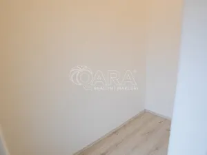 Pronájem bytu 4+kk, Praha - Bohnice, V Nových Bohnicích, 94 m2