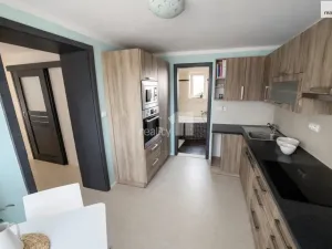 Prodej rodinného domu, Suchdol, 271 m2