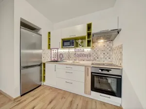 Pronájem bytu 2+kk, Jindřichův Hradec - Jindřichův Hradec V, Nušlova, 40 m2